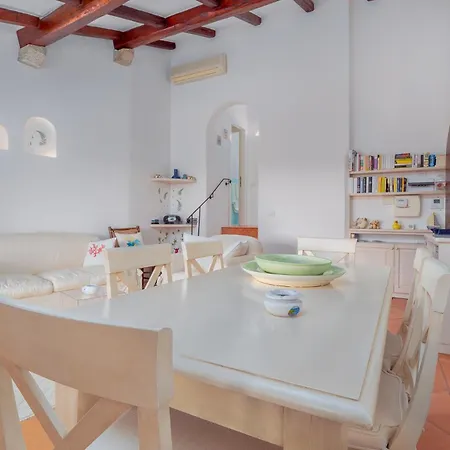 Il Poggio Di Cala Granu